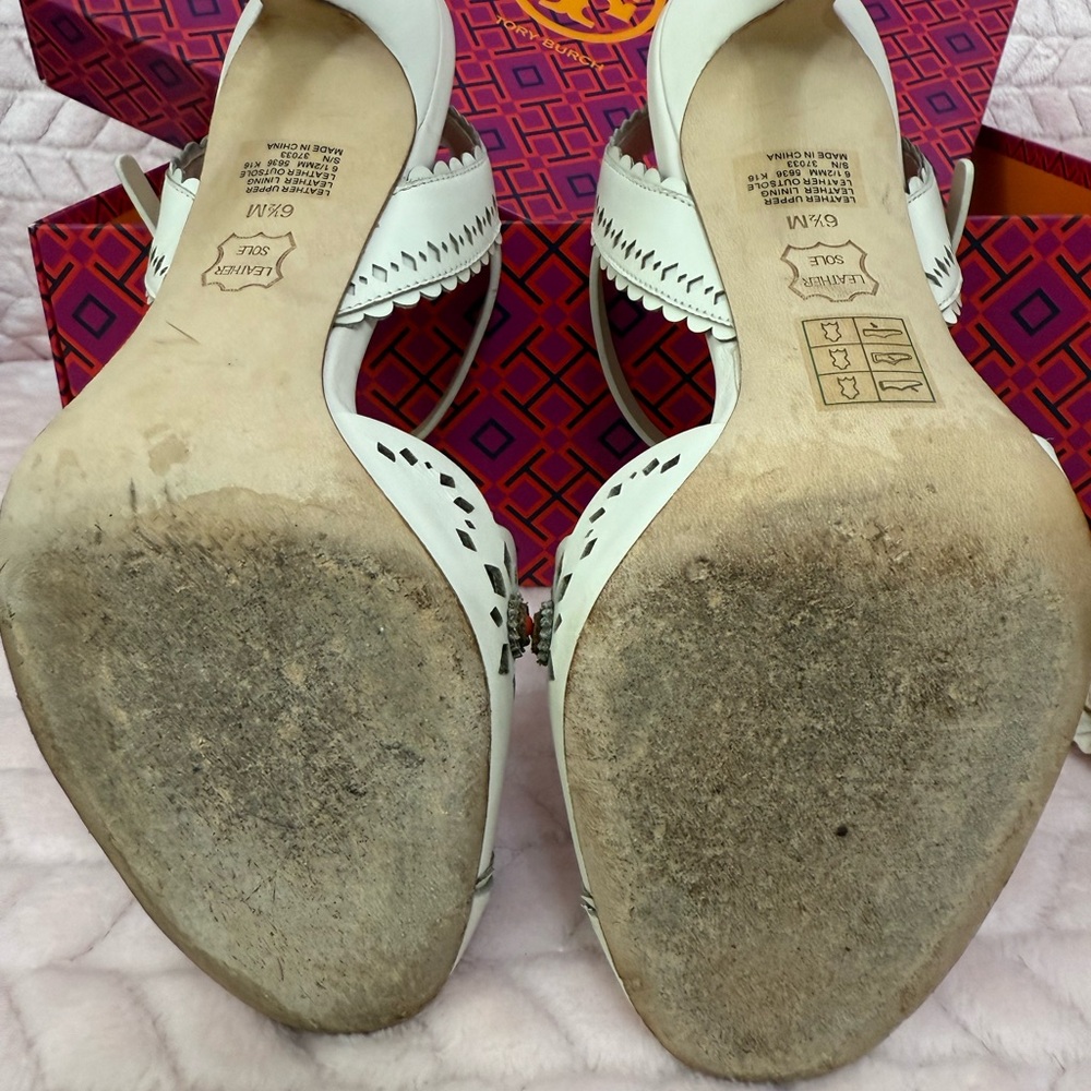 Beautiful Tory Burch Marguerite Slingback High Heels Ivory Floral Leather Sz 6.5 - Picture 7 of 11